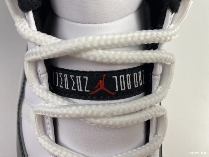 Air Retro 11 AV2187-160 Bred Jordan Low Concord 0816